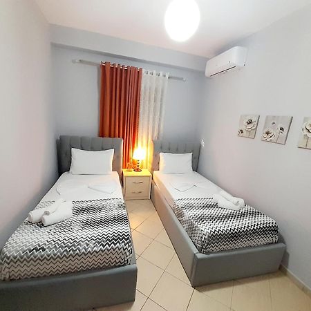 Apartamento George 1 Gjirokastër Exterior foto