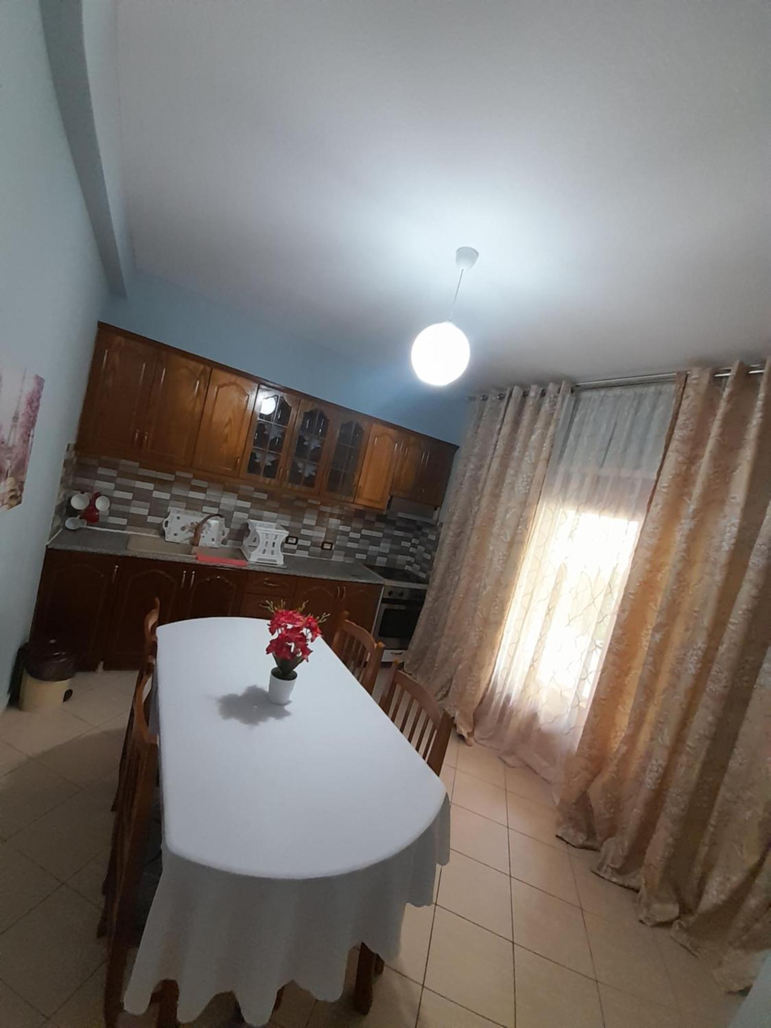 Apartamento George 1 Gjirokastër Habitación foto