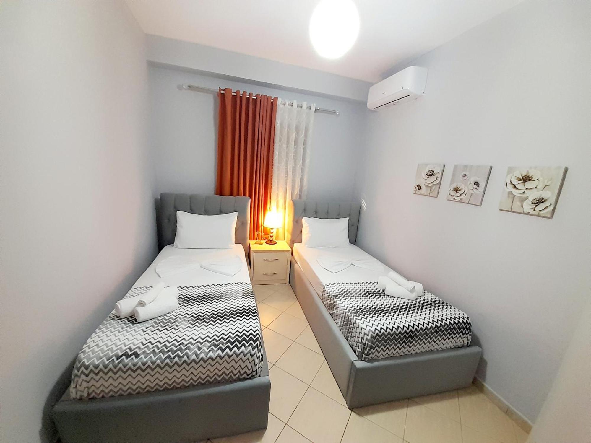 Apartamento George 1 Gjirokastër Exterior foto