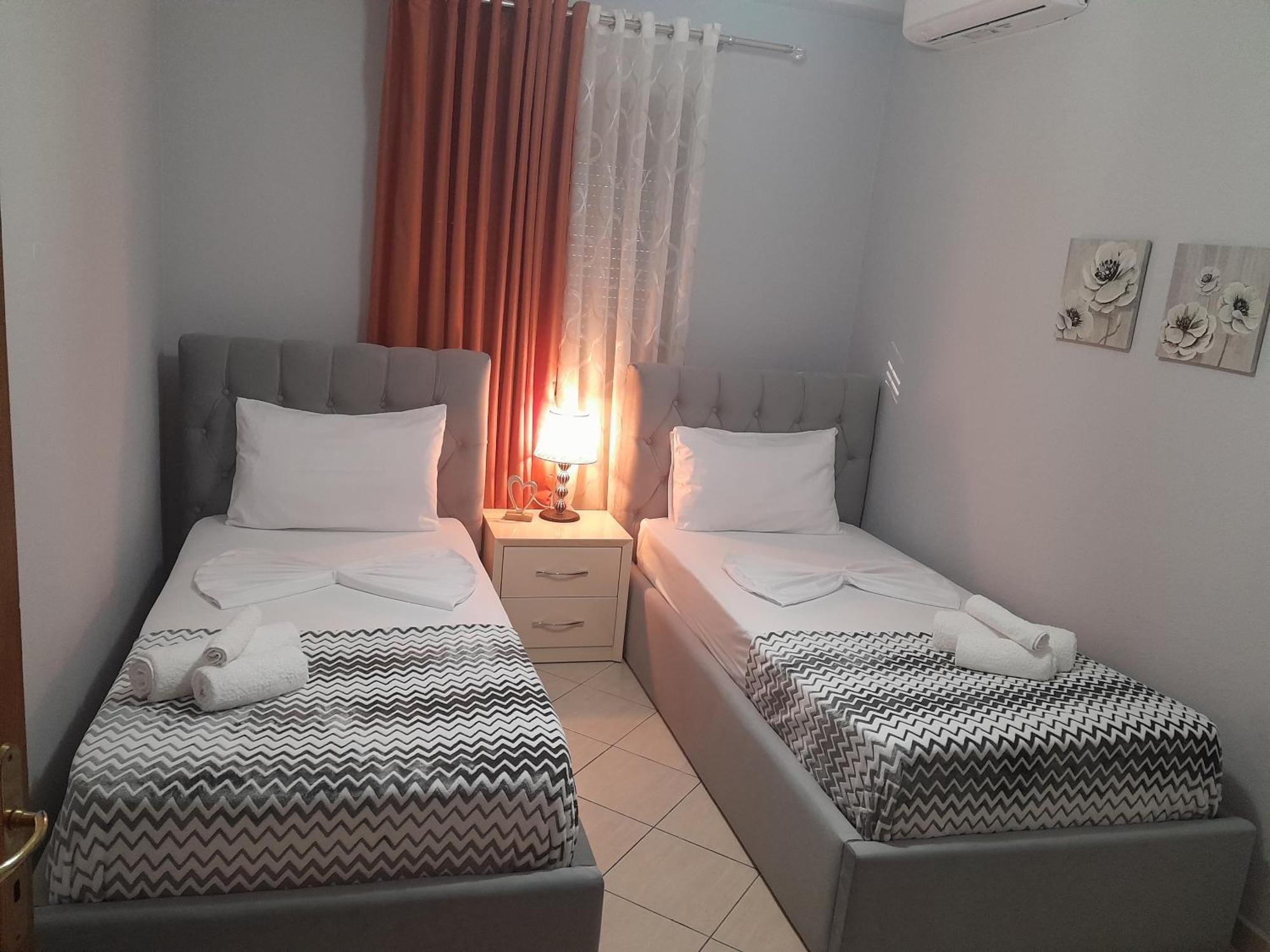 Apartamento George 1 Gjirokastër Habitación foto